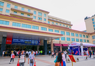 从未如此之近 Vivitek(丽讯)超短焦激光家用投影亮相广州国际音响展