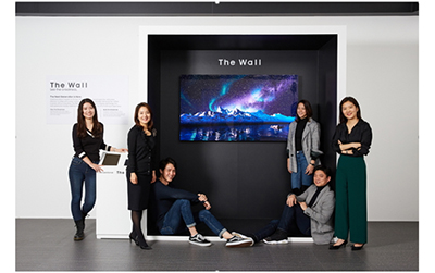 2019款The Wall：将客厅墙壁变成电影院