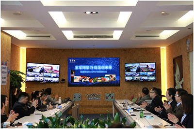 五军同聚力,商显创未来!冠捷科技集团举行商显授旗仪式