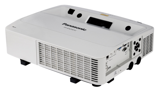 企业高效开会，松下超短焦投影准备就位