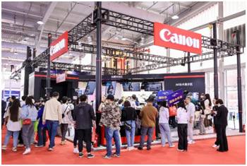 佳能携多款专业影像设备亮相CCBN2023,赋能智慧未来