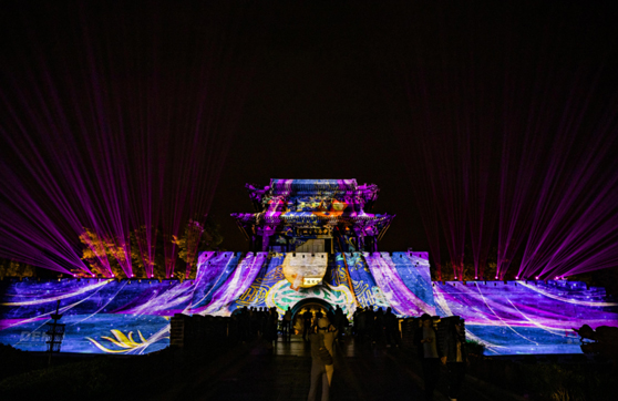 古城新潮，两场城墙光影秀妙染“天下第一庄”的千年文脉